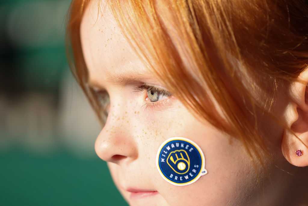 GALLERY: The 2026 World Series — WISN 12 Milwaukee, Garland Arts news